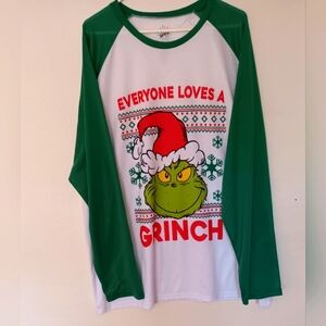 Dr Seuse EVERYONE LOVES A GRINCH tee